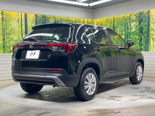 ☆全国のネクステージからお取り寄せが可能※!遠方の店舗に展示してあるクルマが気になる場合も、最寄りの店舗でご覧いただくことが可能です!是非私たちに要望をお聞かせください!※別途費用