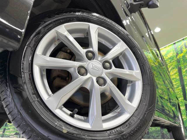 �y����14�C���`�A���~�z�C�[���z�O�ςɃ}�b�`���������A���~�z�C�[���𑕒����Ă���܂��B�e��ЊO�A���~�z�C�[����A�X�^�b�h���X�^�C�����戵�����Ă���܂��B���񂲑��k����������