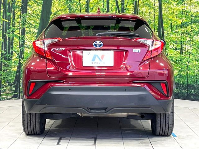 安心の最長10年・走行無制限保証(有償)をご用意。保証内容も充実はもちろん、無料点検&オイル交換や、年中無休の全国・24時間ロードサービスも付帯されておりますのでご安心下さい。