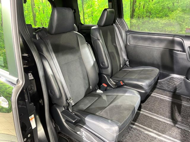 ���ڒ����̓E�H�[�N�X���[�ƂȂ��Ă���܂��B���ڂƎO��ڂ̈ړ�����~�肪�Ƃ��Ă��y�ɂȂ�̂ŁA���~��̍ۂ��X�g���X�������邱�Ƃ͂���܂����