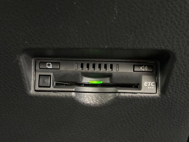 【ETC】高速道路の料金所をストレスなく通過!話題のスポットやサービスエリアに多い「スマートIC」利用時は必須のアイテムです。当店でセットアップを実施、ご納車当日からすぐにご利用いただけます!