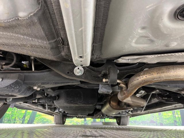 下回りがきれいなうちに、防錆加工の施工がオススメ。降雪地域はもちろん、沿岸部にお住いの方や、趣味でマリン・ウィンタースポーツをされる方にご好評いただいております。