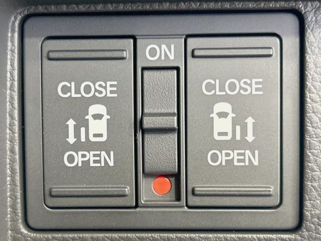 �y�����p���[�X���C�h�h�A�z�X�}�[�g�L�[��^�]�Ȃ̃X�C�b�`�Ō�ȗ����X���C�h�h�A�̊J���\���d��������͂����ăh�A���J����K�v�������A�����Ȃ��q�l�ł��ȒP�ɊJ���߂ł����K�ł���