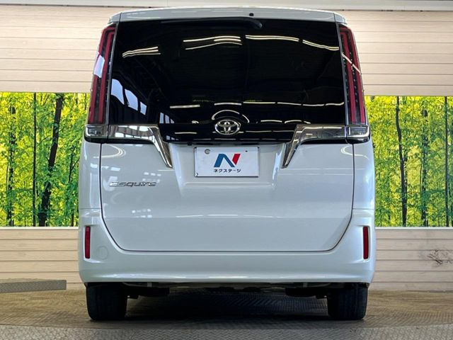 安心の最長10年・走行無制限保証(有償)をご用意。保証内容も充実はもちろん、無料点検&オイル交換や、年中無休の全国・24時間ロードサービスも付帯されておりますのでご安心下さい。