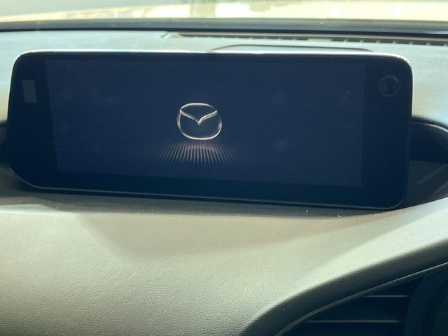 �y10.25�C���`�}�c�_�R�l�N�g�z�ԓ��̕��͋C�Ƀ}�b�`������^�f�B�X�v���C�B�X�}�z�ڑ��ł̃i�r�g�p��Bluetooth�Đ����A�l�X�ȋ@�\���y���߂܂��B�����I�ȃ_�C�������삪�\�ŁA�g��������ǍD�ł��B