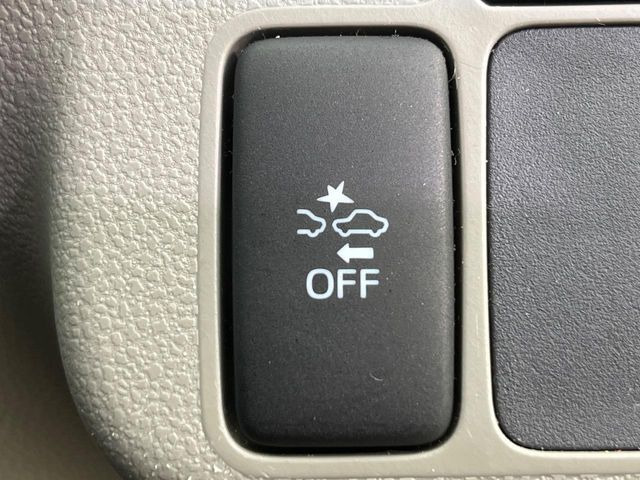 �y�X�}�[�g�A�V�X�g�z���s���ɑO���̎ԗ�����F�����A�Փ˂������Ȏ��͌x��ƃu���[�L�ŏՓˉ���Ɣ�Q�y�����A�V�X�g�B�����S�Ƀh���C�u�����y���݂��������܂��B