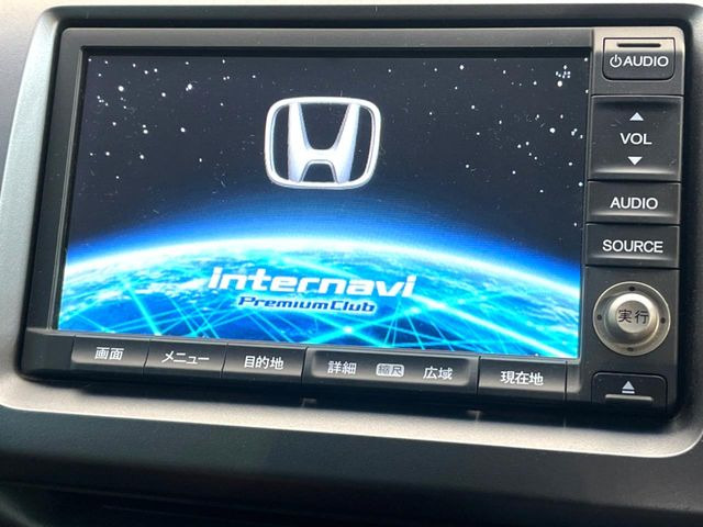 �y�����i�r�z�l�C�̏����i�r�𑕔����Ă���܂��B�i�r�̎g���₷���͂������A�I�[�f�B�I�@�\���[��!�L�����v�◷�s�͂������A�ʋ΂┃�����ȂǕ��i�̃h���C�u���y�����Ȃ�͂���