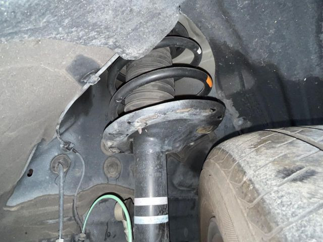 下回りがきれいなうちに、防錆加工の施工がオススメ。降雪地域はもちろん、沿岸部にお住いの方や、趣味でマリン・ウィンタースポーツをされる方にご好評いただいております。