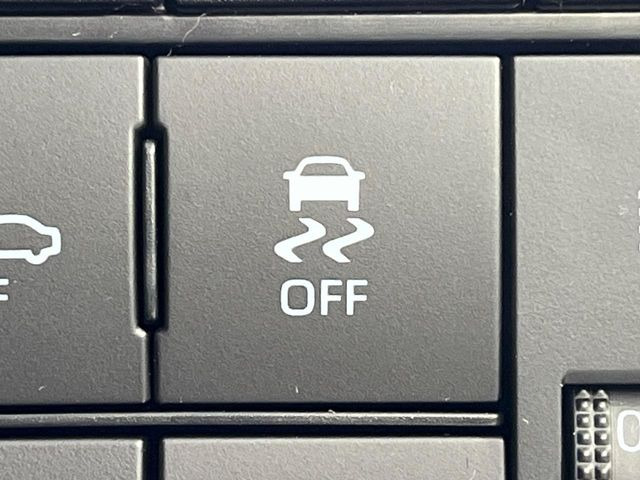 �y������h�~���u�z�ԗ��̉���������m����ƁA�����I�Ɏԗ��̐i�s������ۂ悤�Ɏԗ��𐧌䂵�܂��B�J�̓��ȂǊ���₷���H�ʏ󋵂ł����S�ȉ^�]���\�ł��B