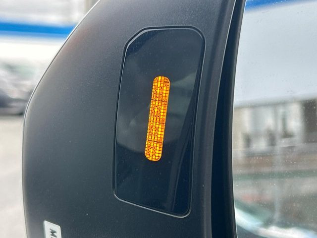 �y�����r�[�N���f�B�e�B�N�V�����z���s���A�h�A�~���[�̎��p�ɂȂ�₷���ӏ��Ɍ㑱�Ԃ��ڋ߂���ƃT�C�h�~���[�t�߂Ɍx����\���A�h���C�o�[�ɒ��ӊ��N�ƁA����̍ۂ̓n���h��������A�V�X�g�����܂��B