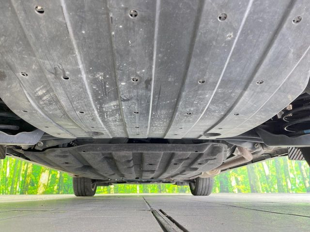 下回りがきれいなうちに、防錆加工の施工がオススメ。降雪地域はもちろん、沿岸部にお住いの方や、趣味でマリン・ウィンタースポーツをされる方にご好評いただいております。