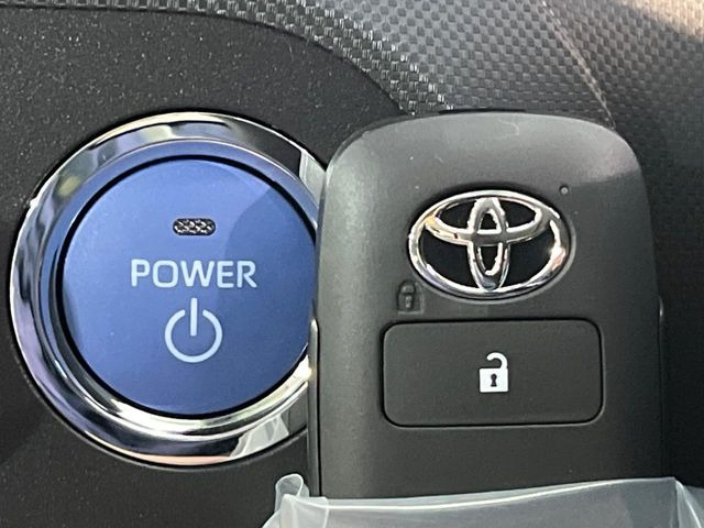 �y�X�}�[�g�L�[�z�J�o����|�P�b�g�ɓ��ꂽ�܂܂ł��h�A�̎{���E�������\�ȃX�}�[�g�L�[�𑕔��B�G���W���̃I���E�I�t�����J�M�����o���K�v����������Ƃ��Ă��֗��ł���