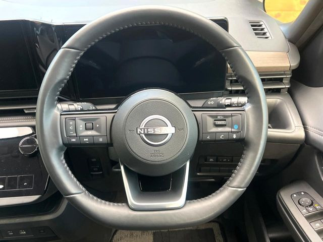 �y�����v�����X�e�A�����O�z�㎿�Ȋv���g�p���邱�ƂŁA��ɂ����������݂ƂĂ��^�]���₷���n���h���ł���