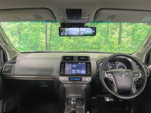 グループ総在庫数約30,000台!!全国の系列店からメーカー・車種問わずご紹介出来るので、あなたにピッタリのお車が見つかるはずです♪まずはお問い合わせ下さい☆