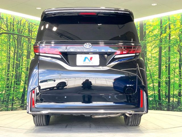 安心の最長10年・走行無制限保証(有償)をご用意。保証内容も充実はもちろん、無料点検&オイル交換や、年中無休の全国・24時間ロードサービスも付帯されておりますのでご安心下さい。