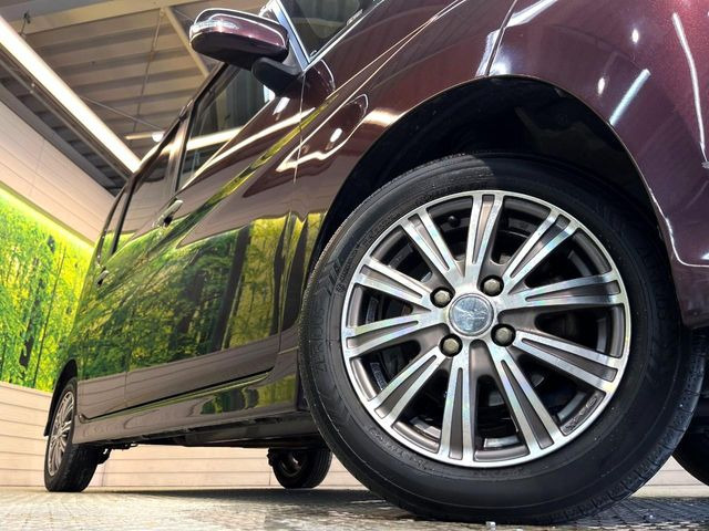 �y14�C���`�A���~�z�C�[���z�O�ςɃ}�b�`�����A���~�z�C�[���𑕒����Ă���܂��B�e��A���~�z�C�[����A�X�^�b�h���X�^�C�����戵�����Ă���܂��B���񂲑��k����������