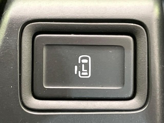 �y�p���[�X���C�h�h�A�z�X�}�[�g�L�[��^�]�Ȃ̃X�C�b�`�ŃX���C�h�h�A�̊J���\���d��������͂����ăh�A���J����K�v�������A���������q�l�ł��A�d���ו��������Ă��鎞�����N�ɊJ���߂ł��܂���