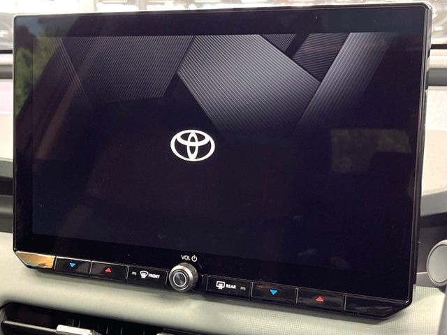 �y12.9�C���` �f�B�X�v���C�I�[�f�B�I�z���ʂ̃f�B�X�v���C��AppleCarPlay��AndroidAuto�����p�\�B�傫�ȉ�ʂŃX�}�z�i�r�A�v���������p���������܂���