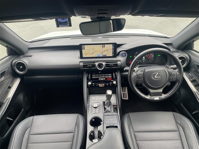 IS300h Fスポーツ