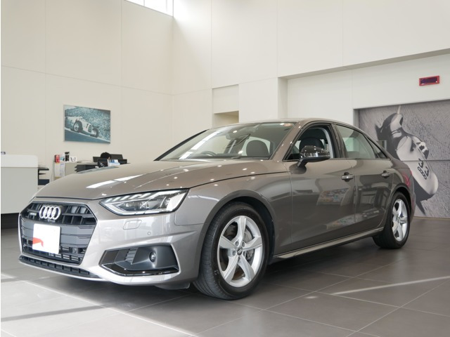 A445 TFSI クワトロ アドバンスド 4WD