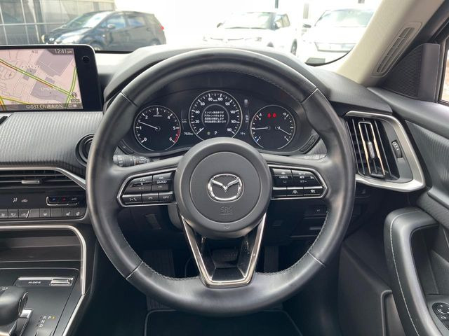 �y�����v�����X�e�A�����O�z�㎿�Ȋv���g�p���邱�ƂŁA��ɂ����������݂ƂĂ��^�]���₷���n���h���ł���