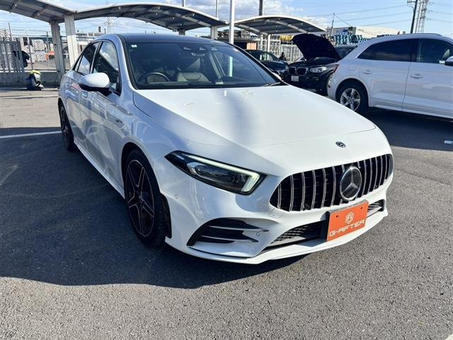 Aクラスセダン（メルセデス・ベンツ）AMG A35 4マチック 4WD　禁煙車 サンルーフ 黒革シート 中古車画像