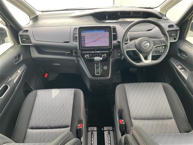 セレナ2.0 ハイウェイスターV