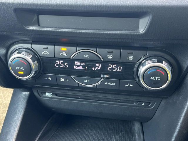 �y���E�Ɨ��^�t���I�[�g�G�A�R���z�^�]�ȂƏ���Ȃł��ꂼ�ꂨ�D�݂̉��x�ɐݒ�\�B����҂ɂ��z�������A���K�ȋ󒲂����͂��v���܂��B