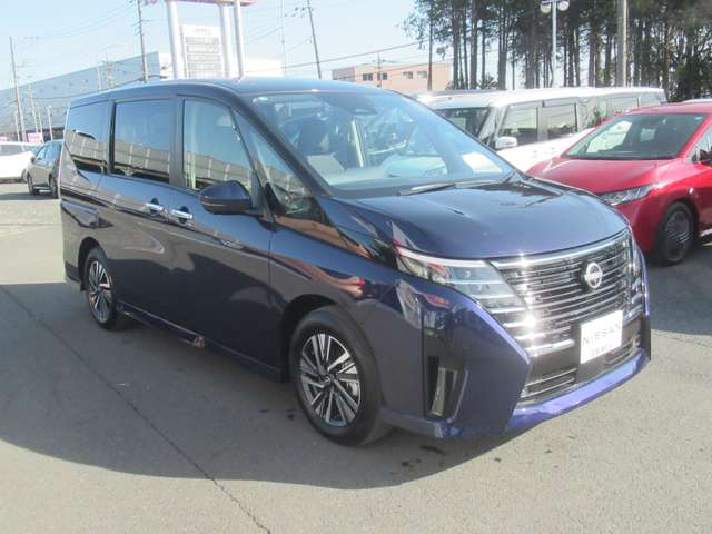 セレナ1.4 e-POWER ハイウェイスターV