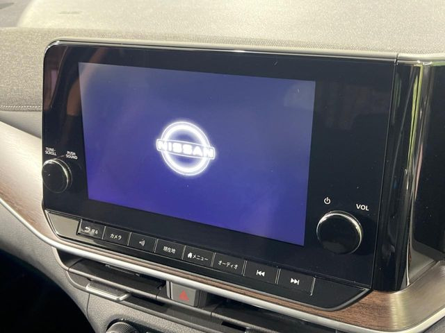 �yBOSE�T�E���h�V�X�e���t�������i�r�z�[���̃i�r�@�\�͂������A���x�ȃ`���[�j���O�\�͂����ڂ���Ă���A�������ȉ��y�����y���݂��������܂���