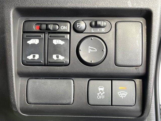 �y�����p���[�X���C�h�h�A�z�X�}�[�g�L�[��^�]�Ȃ̃X�C�b�`�Ō�ȗ����X���C�h�h�A�̊J���\���d��������͂����ăh�A���J����K�v�������A�����Ȃ��q�l�ł��ȒP�ɊJ���߂ł����K�ł���