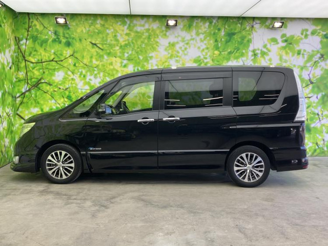 セレナ2.0 ハイウェイスターG S-HYBRID アドバンスドセーフティパッケージ