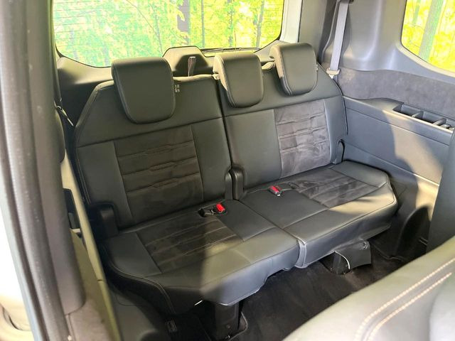 3��ڃV�[�g�͂�������ԗǍD����l�ł��������ƍ����Ē����܂��̂ŁA��l���ł̂��o���������N���N�ł��􂲉Ƒ��ŁA�C�̒m�ꂽ���ԂŁA�h���C�u�ɍs���̂��y���݂ł��ˁ�