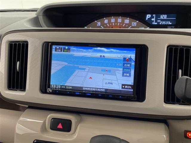 ムーヴキャンバスX メイクアップ リミテッド SAIII