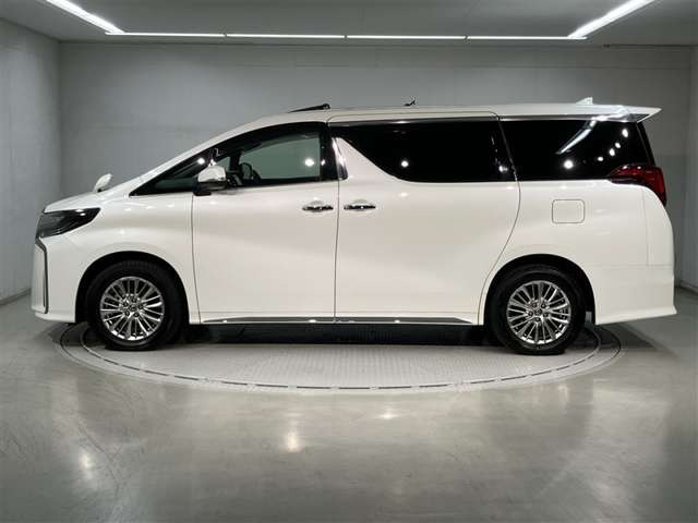 アルファードハイブリッド 2.5 S タイプゴールドIII E-Four 4WD