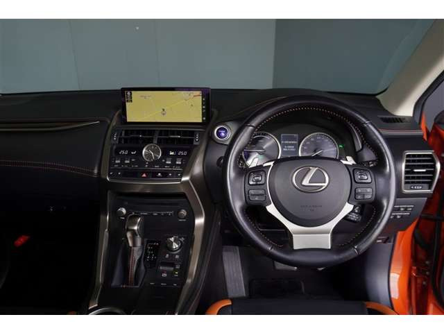 NX300h バージョンL 4WD