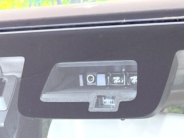 �y�X�Y�L �Z�[�t�e�B�T�|�[�g�z���s���ɑO���̎ԗ�����F�����A�Փ˂������Ȏ��͌x��ƃu���[�L�ŏՓˉ���Ɣ�Q�y�����A�V�X�g�B�����S�Ƀh���C�u�����y���݂��������܂��B