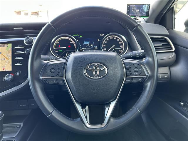 カムリ2.5 WS レザーパッケージ E-Four 4WD