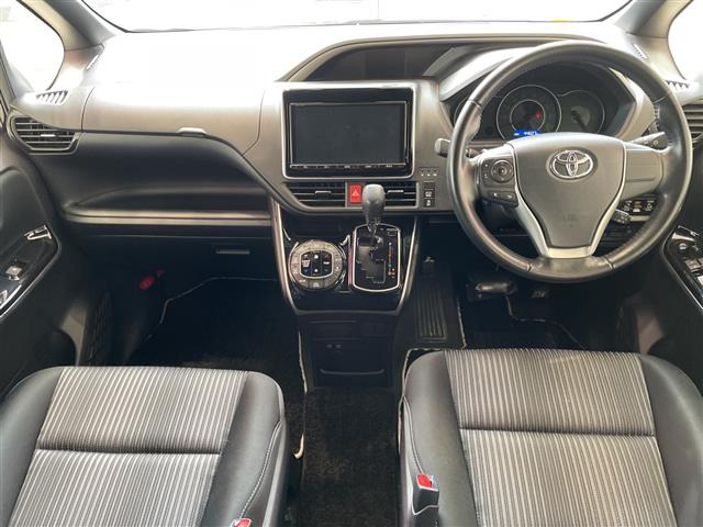 ヴォクシー2.0 ZS 煌