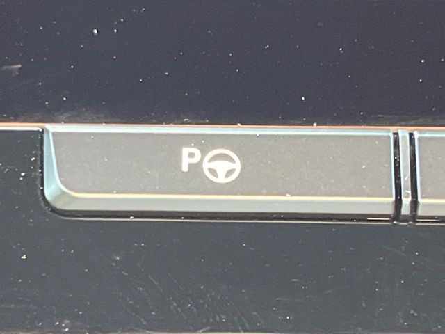 �y�����[�g�@�\���A�h�o���X�g�p�[�N�z��p�X�}�[�g�t�H���A�v���̎g�p�ŁA�ԊO���牓�u���ԁE�o�ɂ��\�Ȑ�i�@�\�B�L���ꏊ�ŏ��~�肵�������ɕ֗��ł���