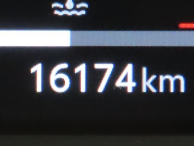 クラウンクロスオーバー2.5 G アドバンスト レザー パッケージ E-Four 4WD