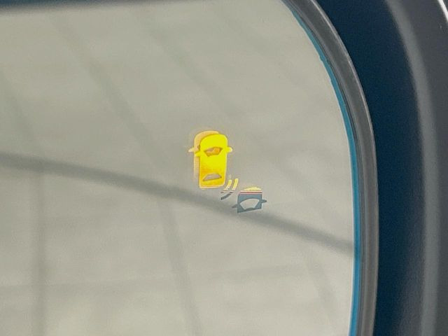 �y�u���C���h�X�|�b�g�C���t�H���[�V�����z���s���A�h�A�~���[�̎��p�ɂȂ�₷���ӏ��Ɍ㑱�Ԃ��ڋ߂���ƃT�C�h�~���[�t�߂Ɍx����\���A�h���C�o�[�ɒ��ӊ��N�����Ă���܂��B