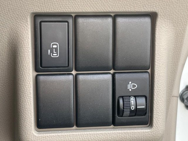 �y�p���[�X���C�h�h�A�z�X�}�[�g�L�[��^�]�Ȃ̃X�C�b�`�Ō�ȗ����X���C�h�h�A�̊J���\���d��������͂����ăh�A���J����K�v�������A�����Ȃ��q�l�ł��ȒP�ɊJ���߂ł����K�ł���