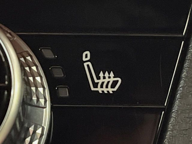 �y�V�[�g�q�[�^�[�z�������ɏd�󂷂�V�[�g�q�[�^�[!�G�A�R����葁�����܂��Ă����̂Ŋ�����̐l�����S�ł��ˁ�G�A�R���̉����͊������邩����A�Ƃ������ɂ����������߂ł��B