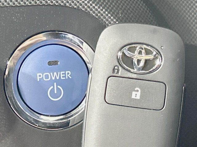 �y�X�}�[�g�L�[�z�J�o����|�P�b�g�ɓ��ꂽ�܂܂ł��h�A�̎{���E�������\�ȃX�}�[�g�L�[�𑕔��B�G���W���̃I���E�I�t�����J�M�����o���K�v����������Ƃ��Ă��֗��ł���