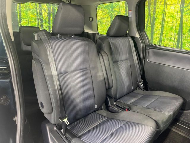 ���ڒ����̓E�H�[�N�X���[�ƂȂ��Ă���܂��B���ڂƎO��ڂ̈ړ�����~�肪�Ƃ��Ă��y�ɂȂ�̂ŁA���~��̍ۂ��X�g���X�������邱�Ƃ͂���܂����