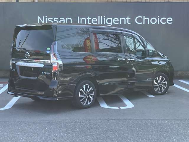 セレナ1.2 e-POWER ハイウェイスターV