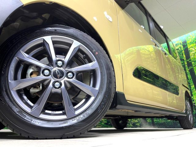 �y�O���[�h��p����14�C���`�A���~�z�C�[���z�f�U�C�����̍��������A���~�z�C�[���𑕒����Ă���܂��B�e��ЊO�A���~�z�C�[����A�X�^�b�h���X�^�C�����戵�����Ă���܂��B���񂲑��k����������