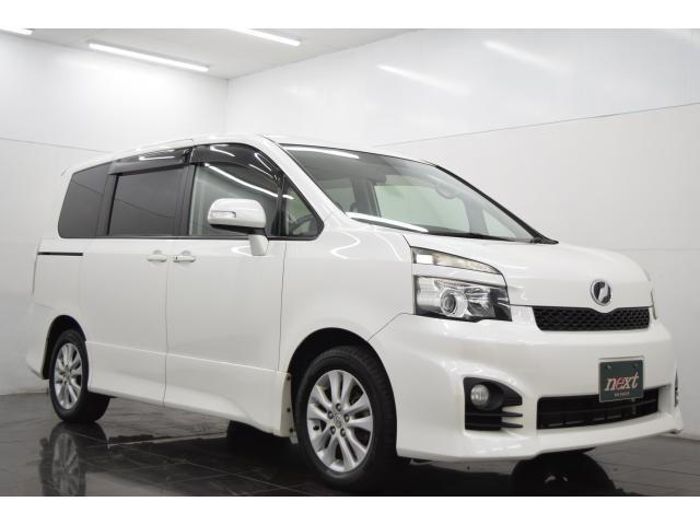 ヴォクシー2.0 ZS