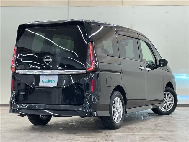 セレナ2.0 ハイウェイスターV